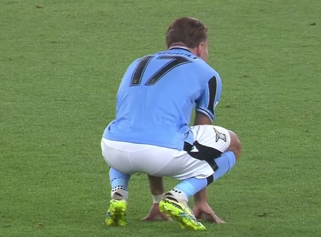 曼城客场惊险逆转，继续追赶榜首位置的简单介绍