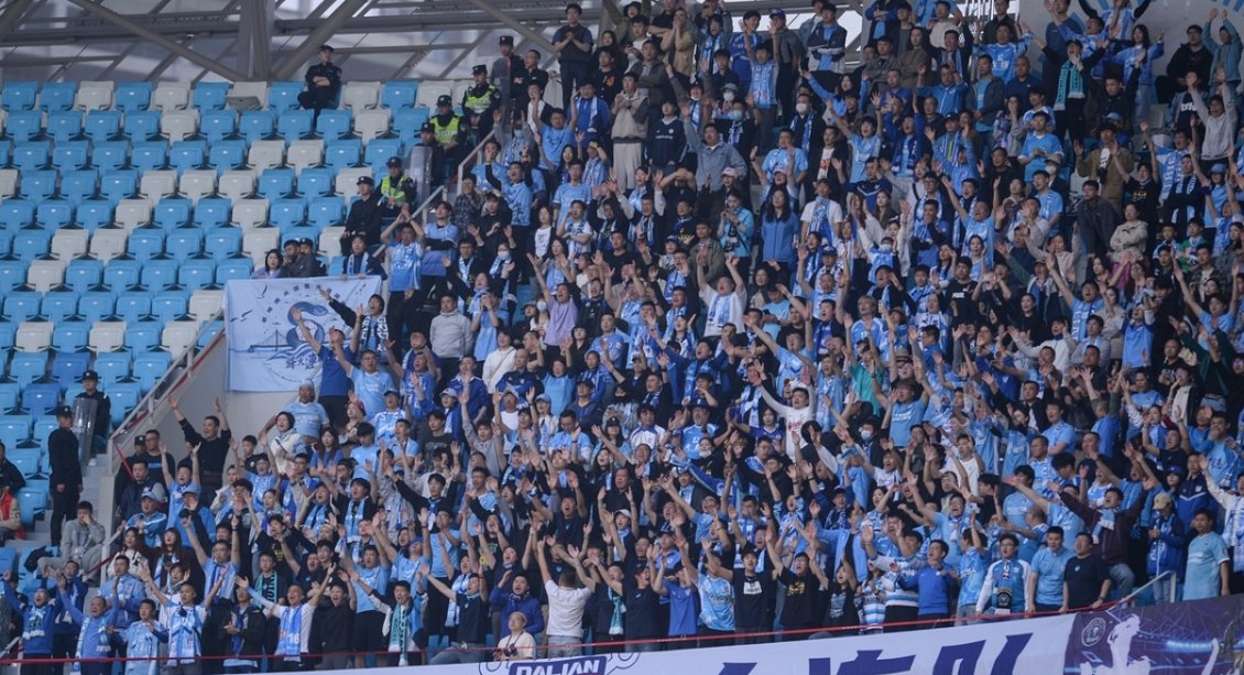 大连一方主场告捷，北京人和客场遭遇惨败的简单介绍