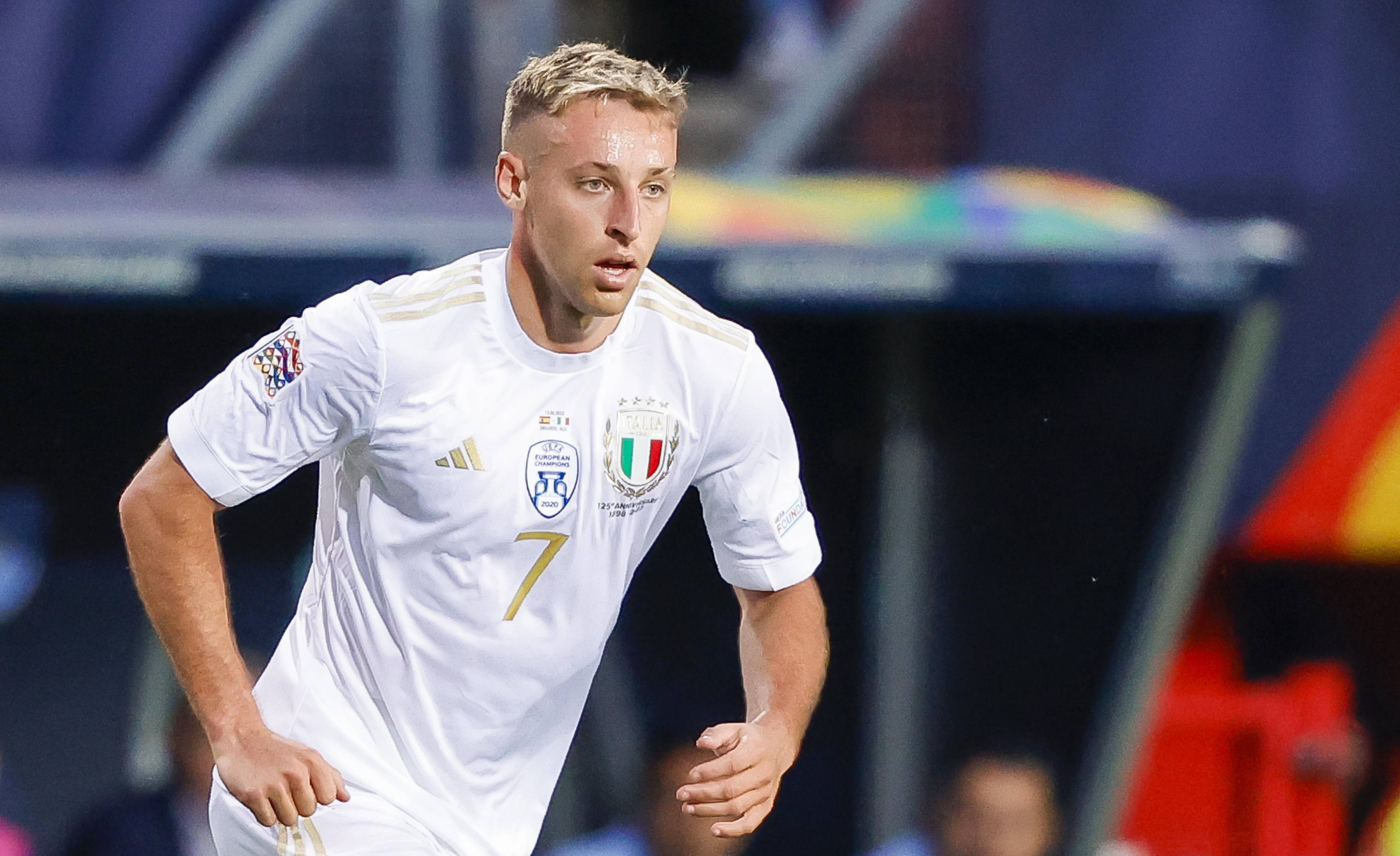 关于瑞典队戴帽获胜，豪情无限奋勇拚搏走向胜利的信息