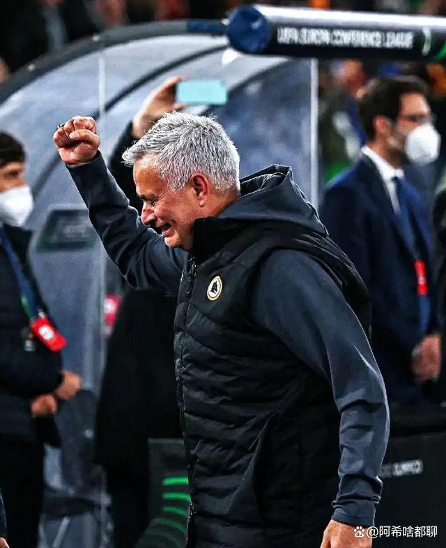关于穆里尼奥遭遇麻烦，切尔西高举双手的信息