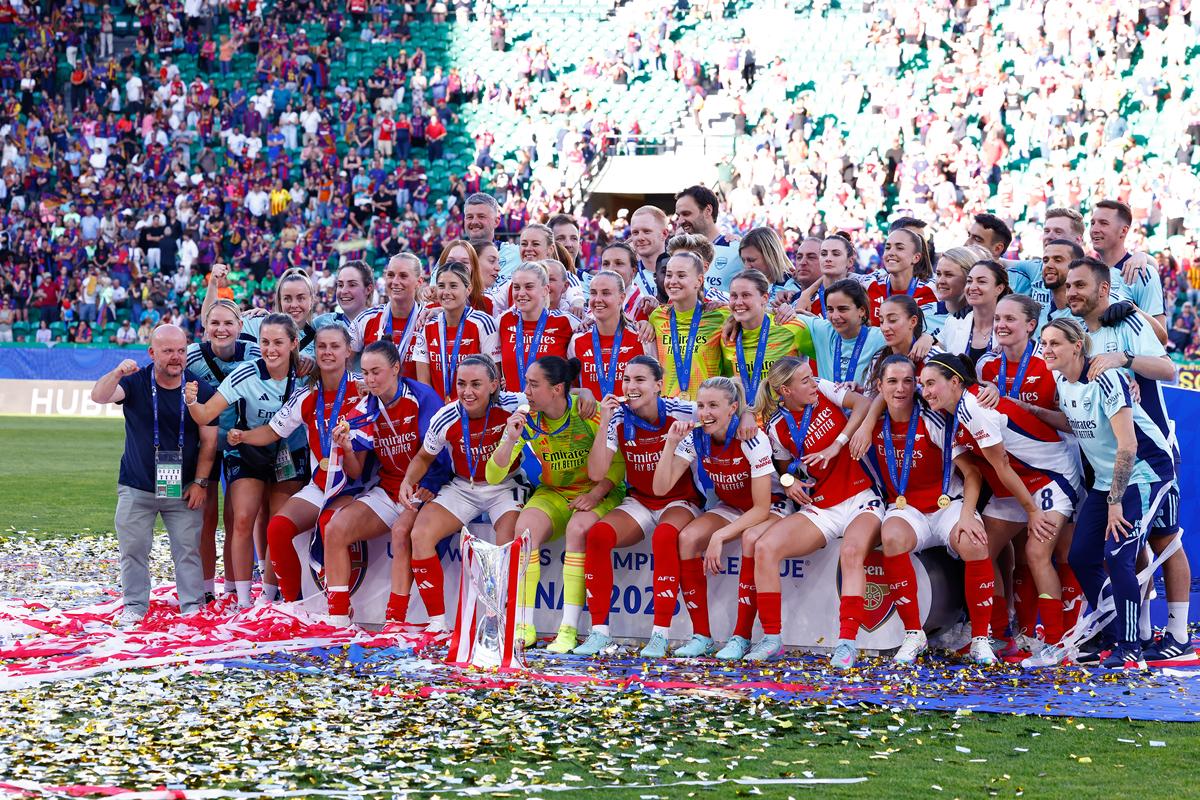 欧洲豪门踢球狂欢持续进行中的简单介绍