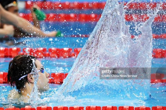 南美游泳选手迎来突破，引发关注