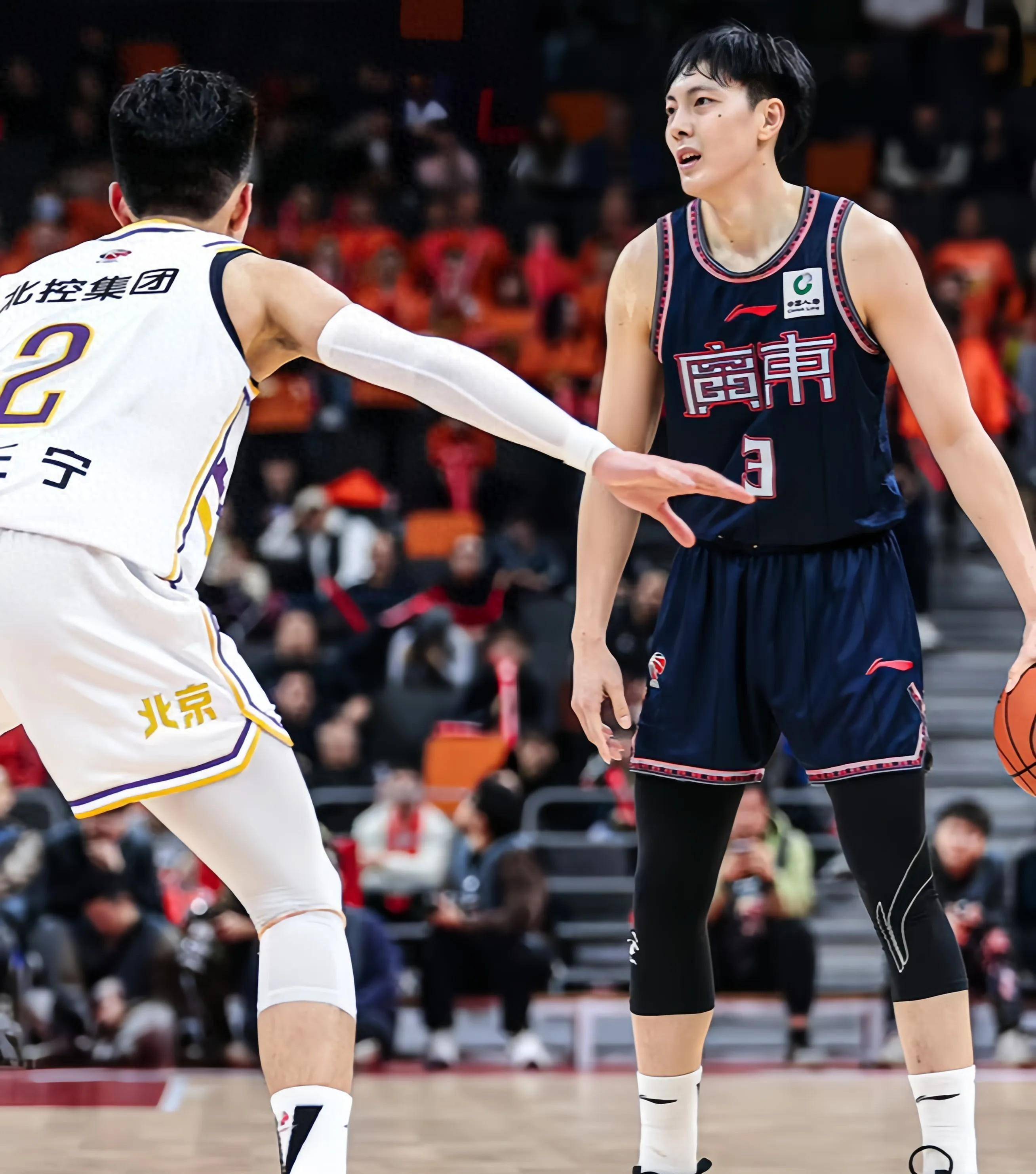 米兰体育官方入口-强强对话：山东男篮对河北男篮的简单介绍