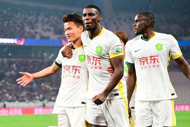 米兰体育电竞-上港主场不敌建业，遭遇联赛两连败