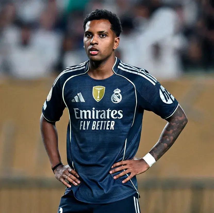 米兰体育vip注册-包含昔日法甲明星拉比奥特将加盟葡超豪门的词条